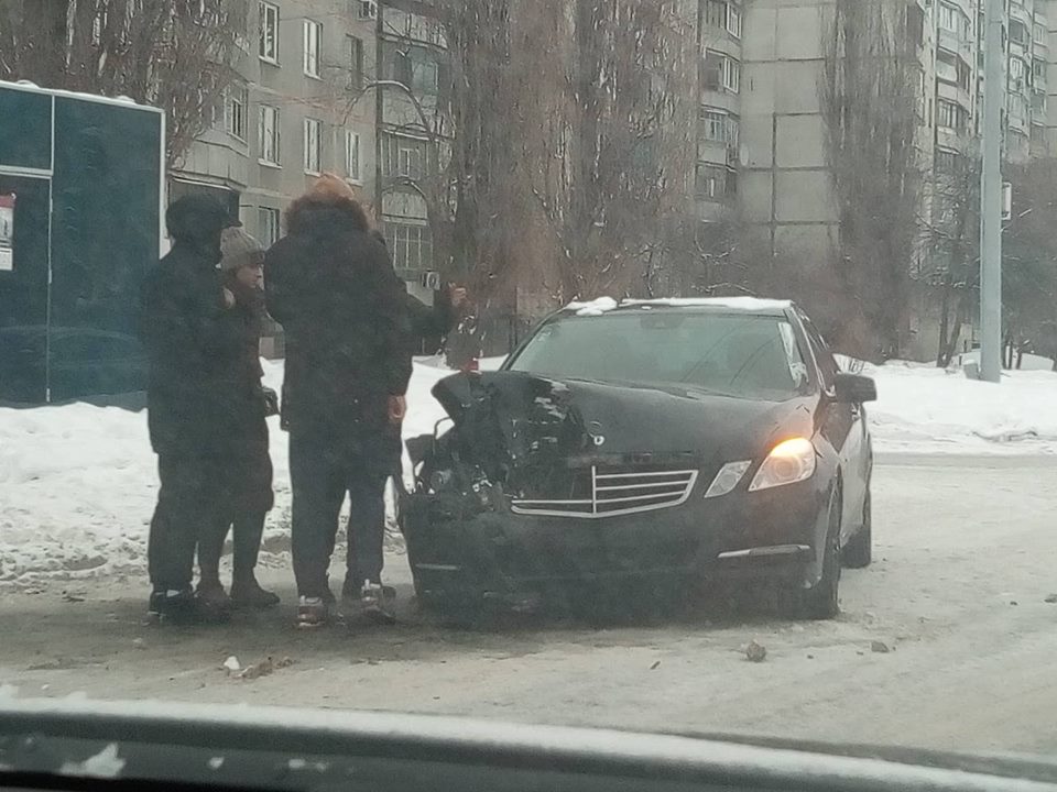В районе Киевского райсуда произошло ДТП (фото)