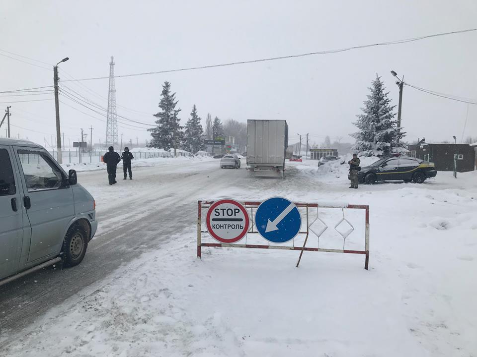 В Харькове и области усилены блок-посты (фото)