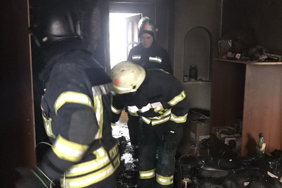 На Московском пр-те произошел пожар в пятиэтажке