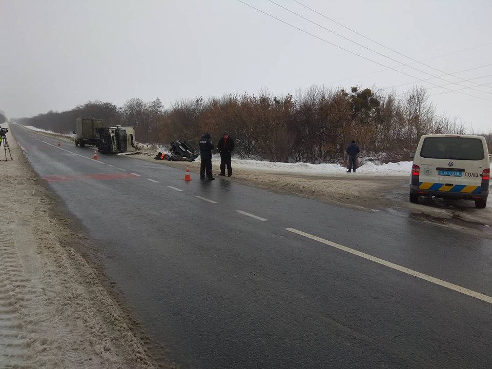 На трассе Харьков-Ахтырка произошло ДТП со смертельным исходом (фоторепортаж)