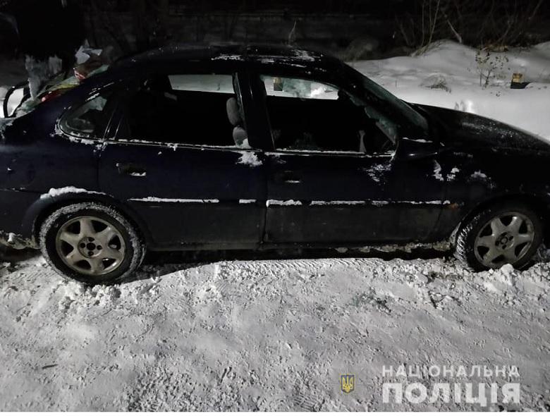 В Киеве топором порубили машину съемочной группы
