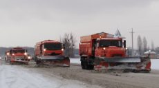 Непогода в Харьковской области: как убирают дороги (фото)