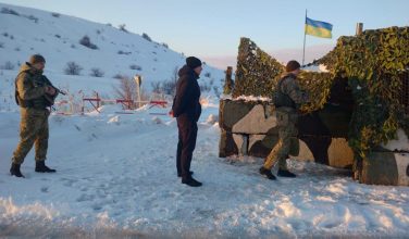 Пограничники усиливают охрану на границе с РФ (фото)