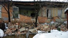 Под Харьковом в жилом доме обвалилась стена (фото)
