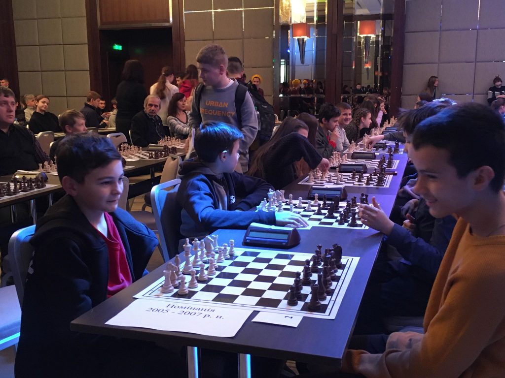 В Харькове проходит шахматный турнир «Матч двух столиц» (фото)