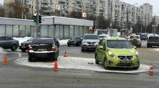 На Салтовке столкнулись Subaru и Ravon