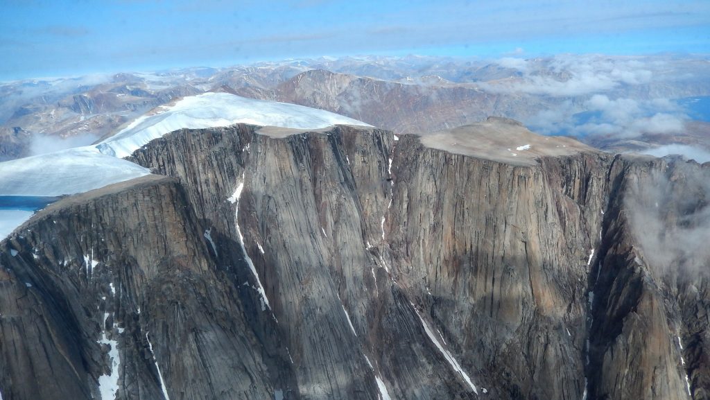 Глобальное потепление: в Канаде открылись ландшафты, которые были покрыты льдом десятки тысяч лет