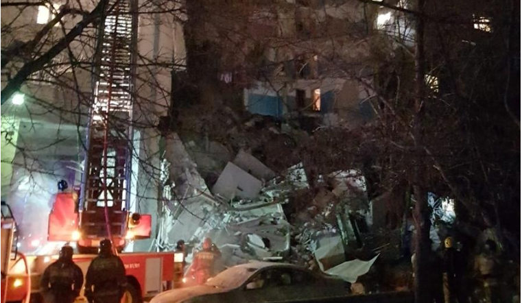 Число погибших во время взрыва дома в Магнитогорске возросло до 31 человека