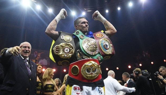 Уcик стал лучшим боксером года по версии WBO