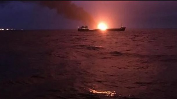 Пожар на судах в Керченском проливе: выживших больше нет (фото, видео)