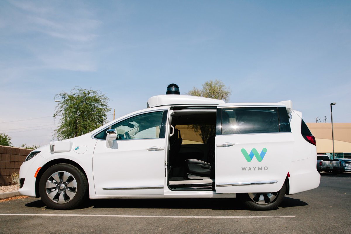 Стартап Waymo запустив комерційну службу безпілотних таксі