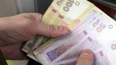 В Харькове мужчина ограбил несовершеннолетнюю возле киоска