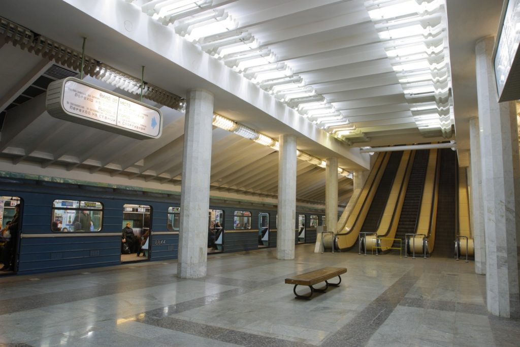 Общественный транспорт: харьковчане выбирают метро