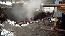 48 домов на Салтовке остались без тепла и горячей воды (фото)