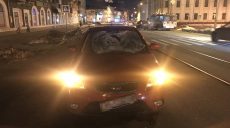 На Московском проспекте сбиты пешеходы — молодой парень и несовершеннолетняя девушка