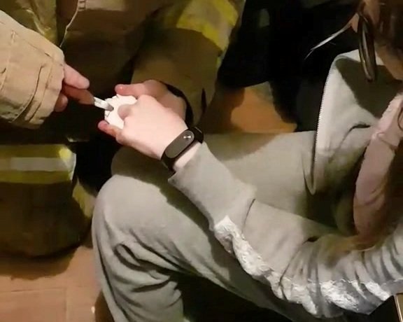 В Харькове у подростка застрял палец в рыболовной катушке (фото)