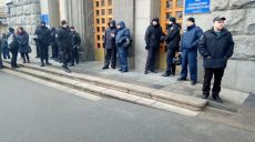Здание горсовета проверяет полиция: поступило сообщение о теракте