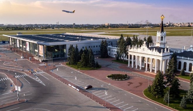 В харьковском аэропорту отменяют и задерживают рейсы