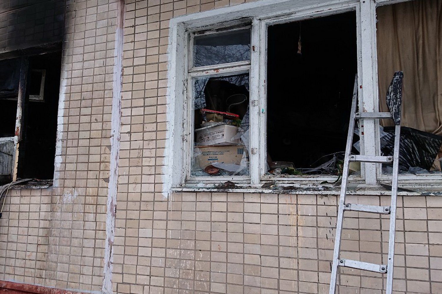 В Индустриальном районе на пожаре спасли человека (фото)