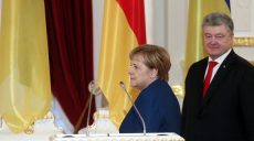 Меркель поддерживает Порошенко, но Россия останется партнером Германии