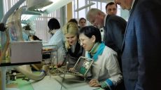 Светличная встретилась с коллективом завода «Коммунар»