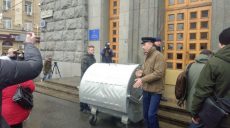Тарифный конфликт в Харькове: активисты не смогли договориться с мэрией (фото, видео)