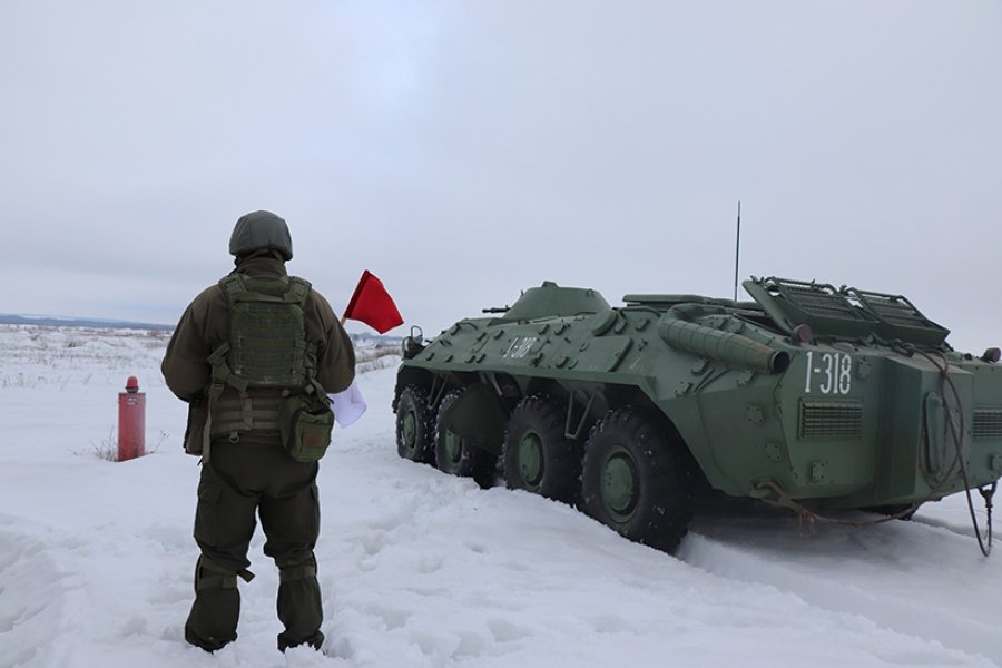 Харьковские нацгвардейцы готовятся к соревнованиям на лучший экипаж БТР (фото)