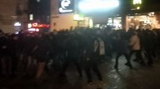 В Киеве произошла массовая драка фанатов «Динамо» и «Айнтрахта» (фото, видео)