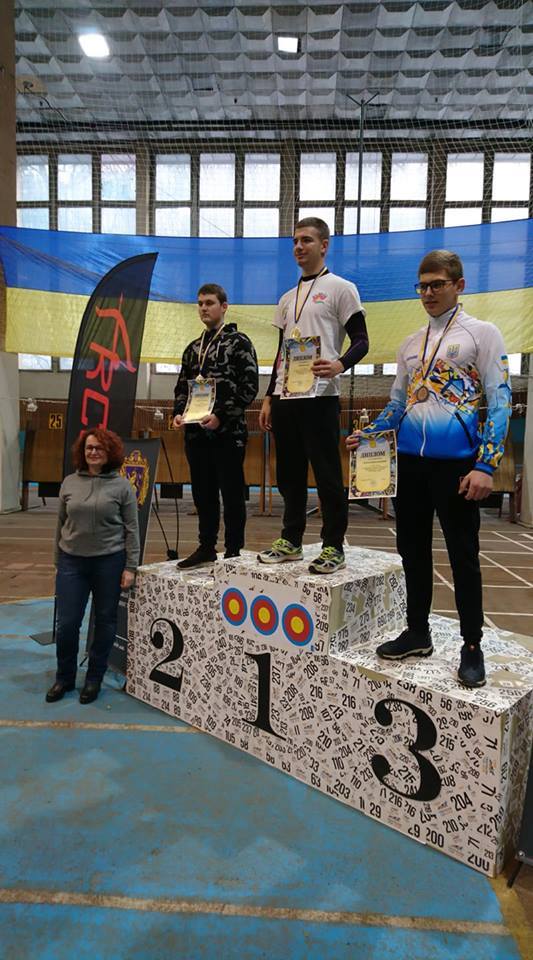 Харьковский лучник выиграл две медали чемпионата Украины (фото)