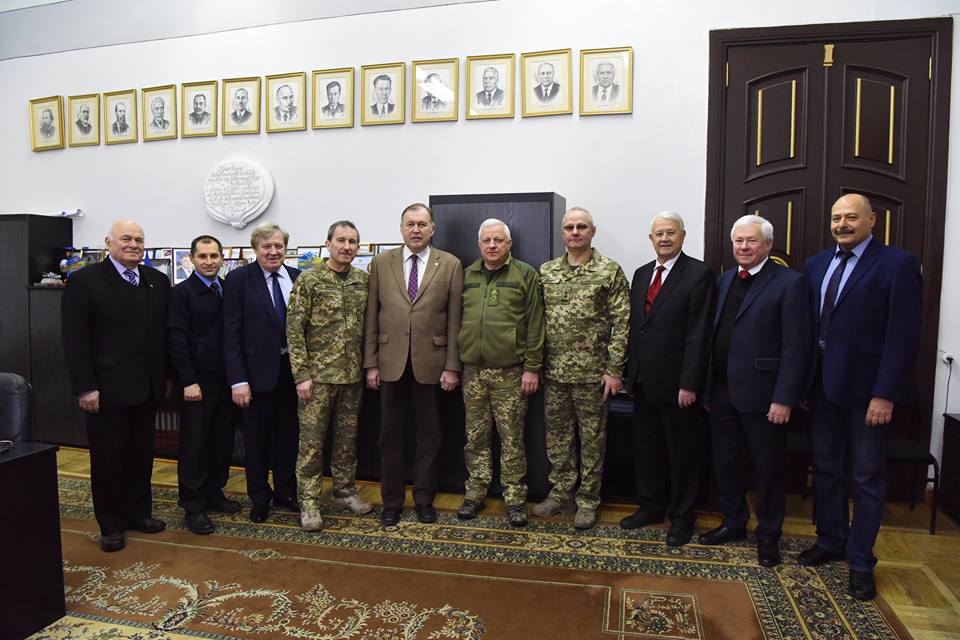 НТУ «ХПИ» подписал меморандум с Минобороны и Минобразования