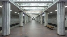 В Харьковском метро мужчина упал на рельсы