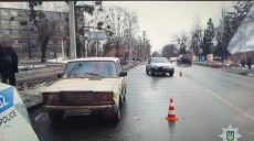 На улице Халтурина столкнулись Citroen и ВАЗ