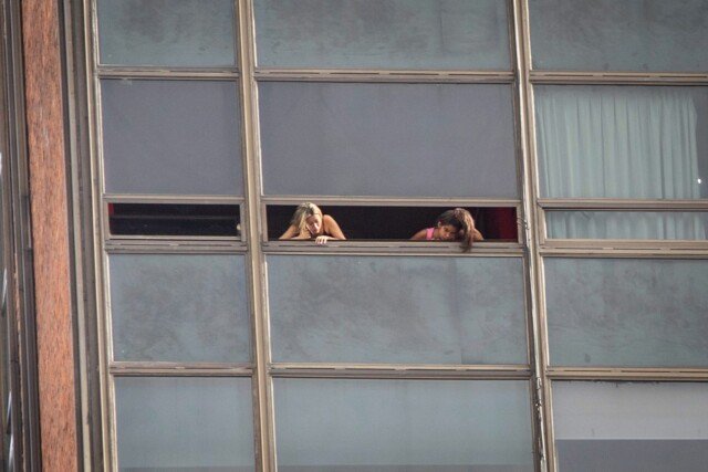 Пожар в отеле в столице Аргентины: есть погибшие и более 50 пострадавших (фото)