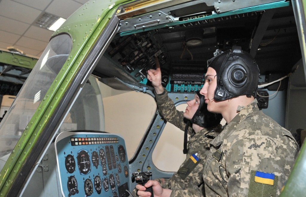 Харьковские курсанты-летчики сдали госэкзамены