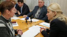 Губернатор Харківщини провела особистий прийом громадян у театрі для дітей та юнацтва (відео)