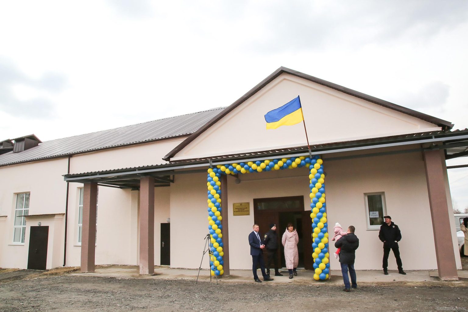 У Люботині відновив роботу Будинок культури, який не бачив ремонту 20 років (відео)