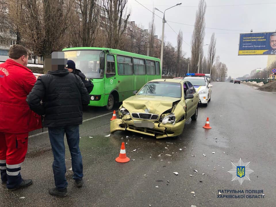 На Тракторостроителей столкнулись Daewoo и Audi A-6 (фото)