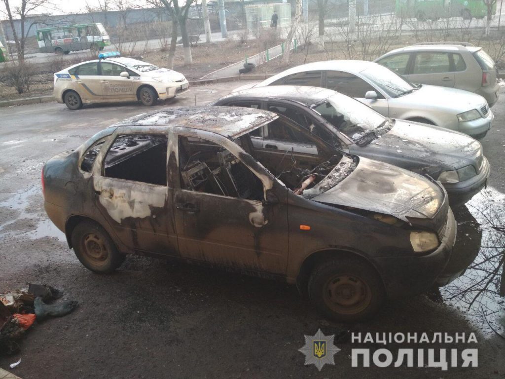 За сутки на Харьковщине подожгли несколько автомобилей