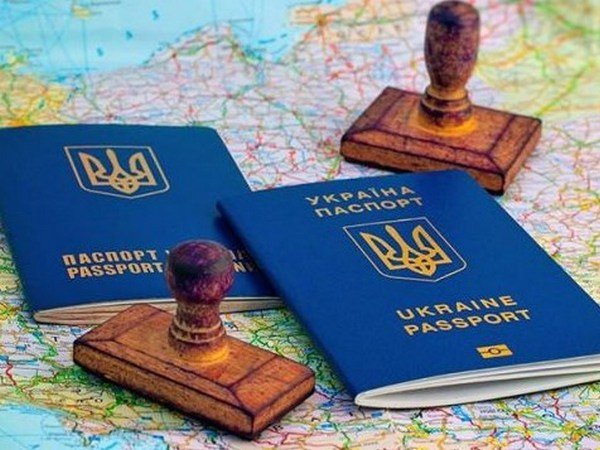 Рейтинг украинского паспорта снова вырос