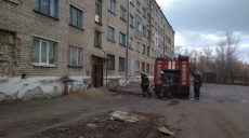 Под Харьковом из горящей пятиэтажки спасли мужчину