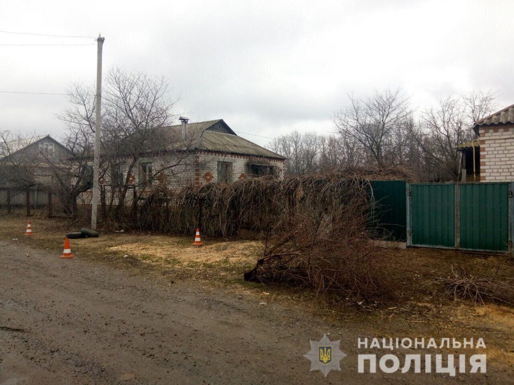 В селе на Харьковщине возле дома найдена граната от РПГ-7 (фото)