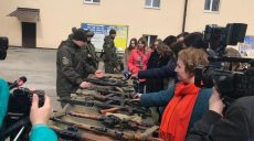Школьников Харьковщины познакомили со службой и жизнью военных (фоторепортаж)