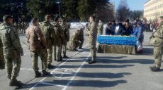 На Харьковщине проводили в последний путь бойца погибшего в Иловайском котле