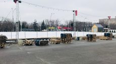 Каток на площади Свободы закрылся (фото)