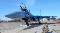 Харьковские курсанты-летчики прошли тренажерную подготовку под Полтавой (фото)