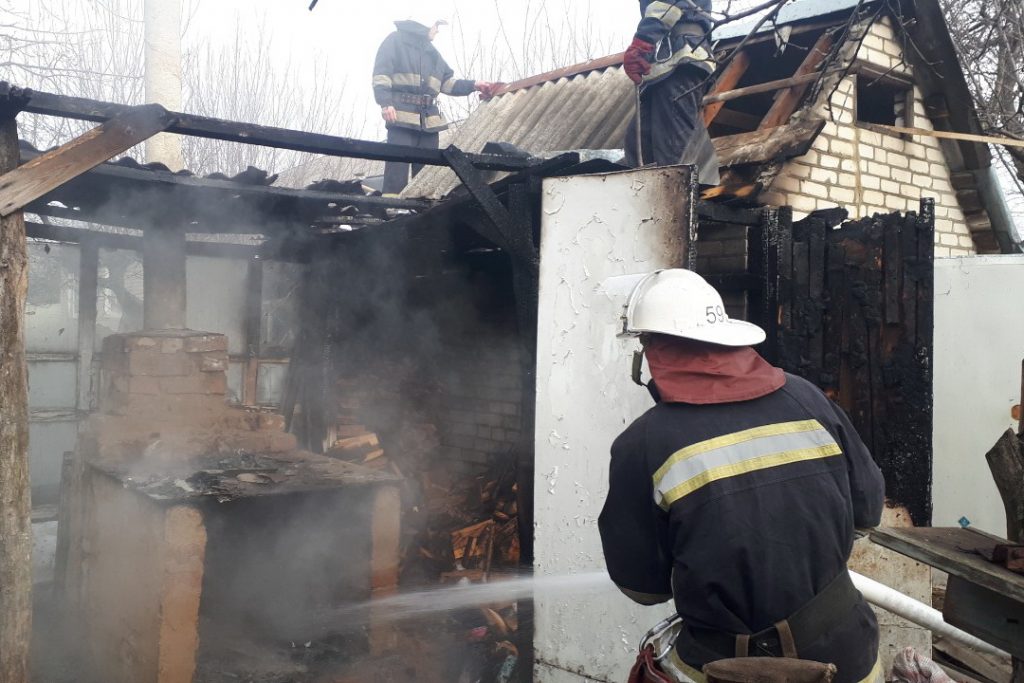 На Харьковщине горел территориальный центр
