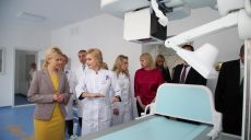 У Харкові обласна дитяча лікарня №1 отримала сучасний рентген-апарат (відео)