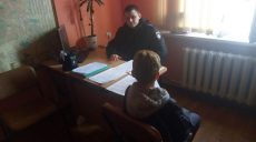 Прятался у знакомой, чтобы не ругали: харьковские полицейские нашли подростка