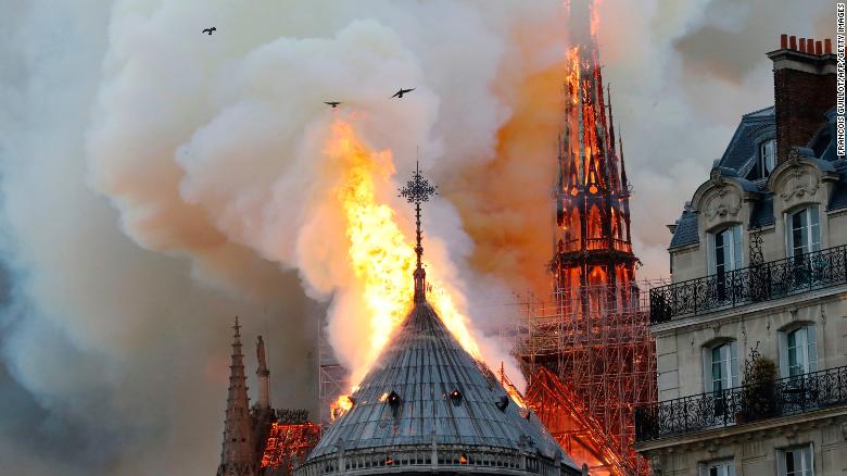 23-minutes could save Notre Dame cathedral from the catastrophic fire (video)