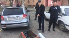 В Харькове двое рецидивистов обокрали квартиру (фото)